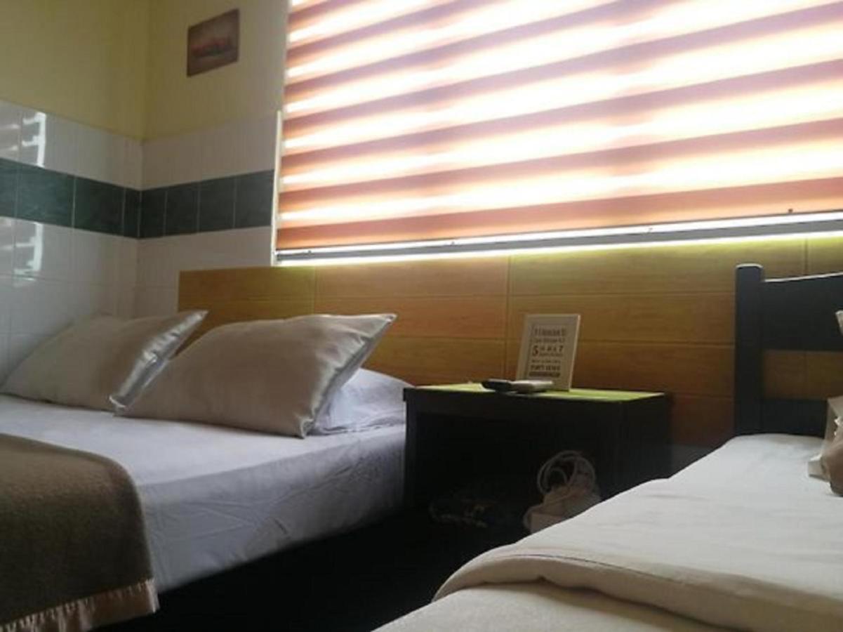 Oyo 90762 Fs Dimensi Hotel Malacca